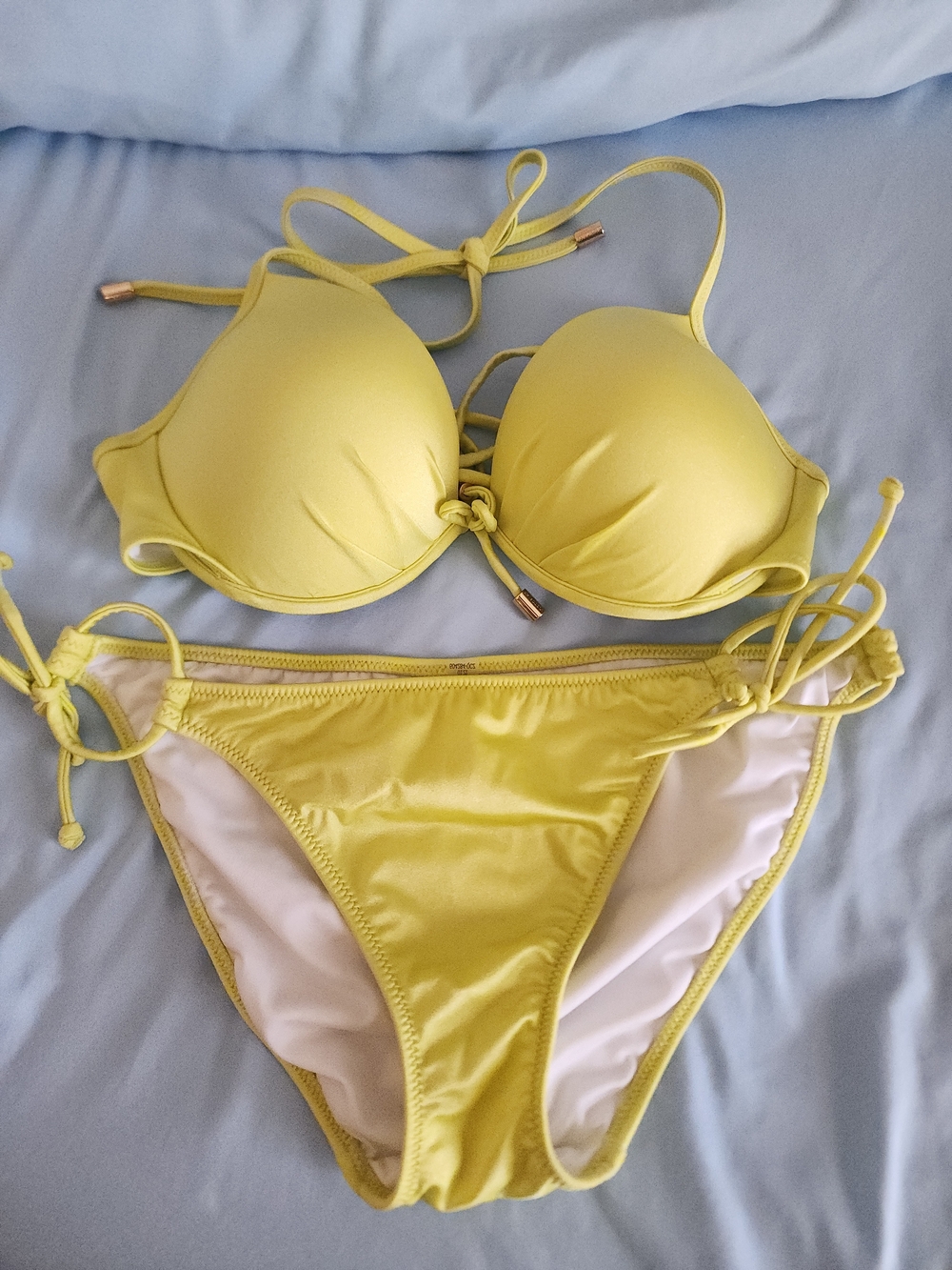 Like New Victoria's Secret Yellow Tie Bikini Set 34C